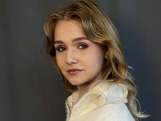 chat room photo HelenPetrini