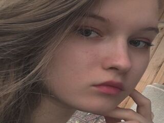 bedroom livecam InocenciaFarrare