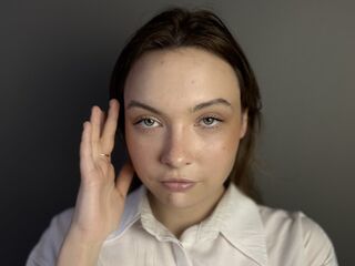 cam slut chat room JaniceChambers