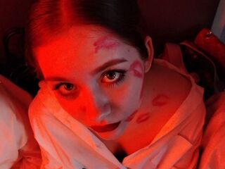 adult webcam chat JuneGutierrez