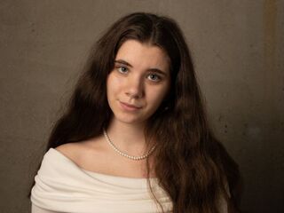 cam girl chatroom KalaHemstreet