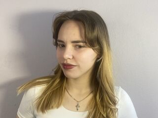 cam girl camsex KeiraBau