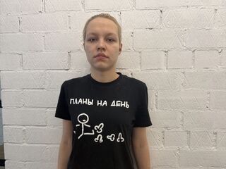 spy cam KirstieSchiffert