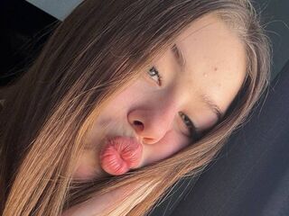 chat live cam KristiGroun