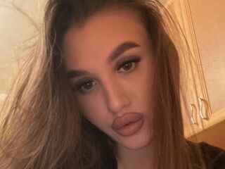 live free chat KyraVictorine