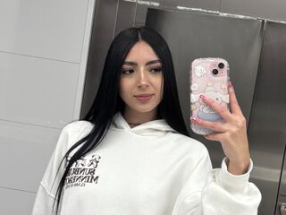 hot camwhore LauraMeeth