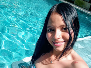 free web cam LauraVelle