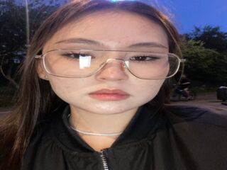 hot sex cam LauriMoradel