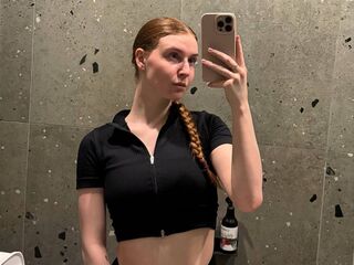webcam bitch chat LessieNunz