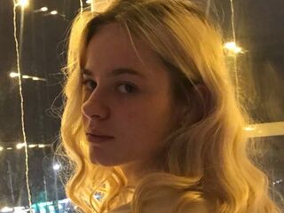 cam girl playing with vibrator LiaSo