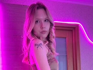 nude camgirl picture LissaAssil