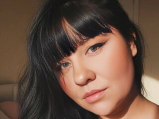 hot cam girl masturbating with vibrator LolaFerari