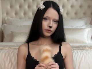 cam girl LoraineWebley