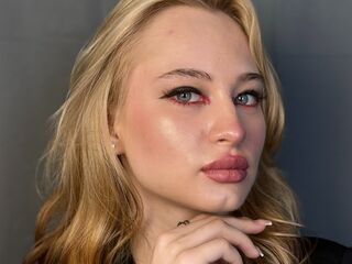 hot girl cam picture LucileNeuburger