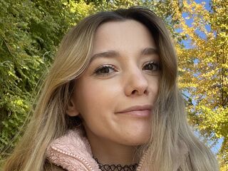 camgirl live LunariaVelvet
