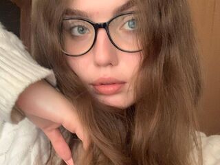 girl naked LuxSophi