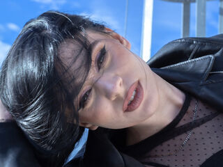 live-chat MadelynVelure