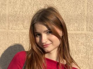 sexwebcam MadelynWealer