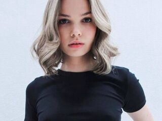 naked girl with live cam fingering MarielMessina