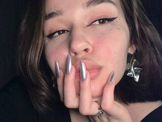 camwhore nude MarryTripis