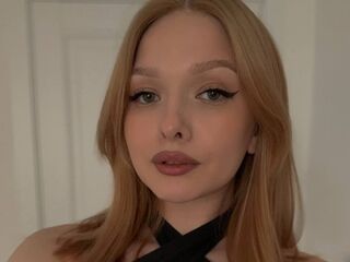 fingering webcamgirl MaryLeens