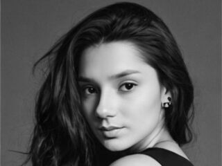 bedroom webcam MaybelleMenjes