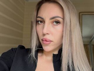 free live chat MelisaDee