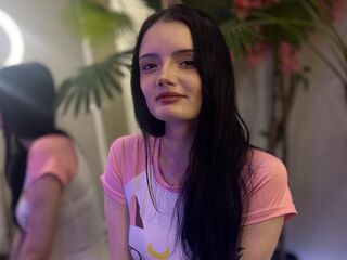 camgirl playing with dildo MelisaWilsun