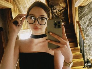 free live cam chat MiaForester