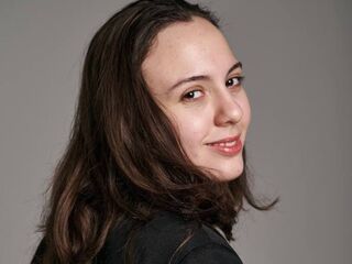 camgirl video chat MonaStout