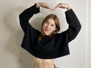 free nude cam NadineGene