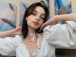 cam girl playing with vibrator NanaOsaka