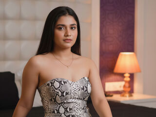 hot cam girl fingering shaved pussy NidhiPriya