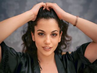 topless girl OrriHart