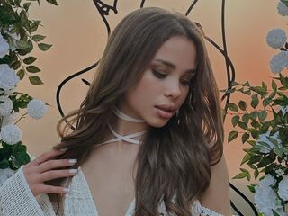 beautiful webcamgirl OrvaBelow