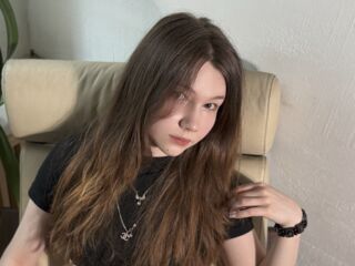 camwhore shaving pussy PeggyCarters