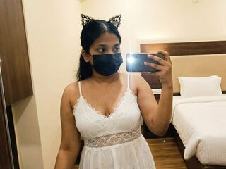 Kinky webcam girl PratikaSharma
