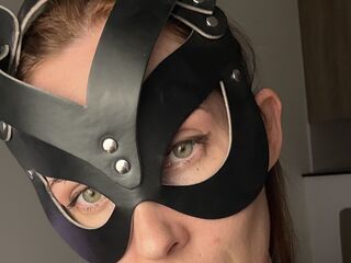 livesex cam show QtKaty