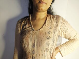 chat room free RubbynaKhan
