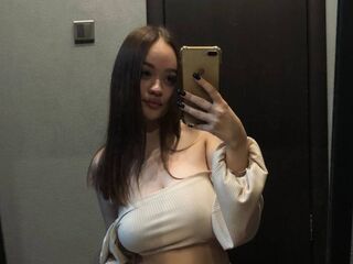 naked camgirl SantinaHeikes