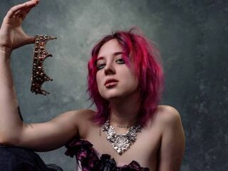 girl topless ScarlettGarrett