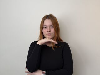 camgirl spreading pussy SeasonBrause