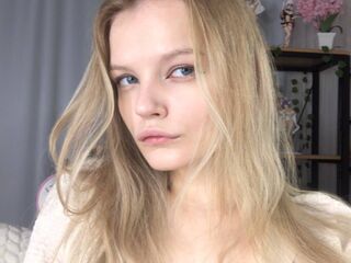 sexy camgirl picture ShelyMilan