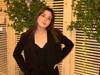 hot naked camgirl ShirleenDubie