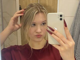 livecam video SkyeDavi