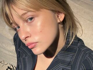 sexy live girl SoledadMadon
