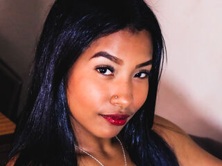 camwhore shaved pussy SophiaMullera