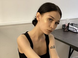 cam girl playing with dildo TaliaHicks