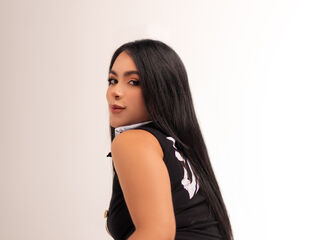 free live chat ThaliiaDuran