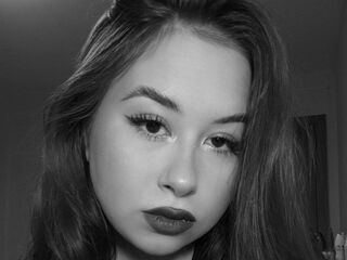 masturbating webcam girl TiffaneySpikes